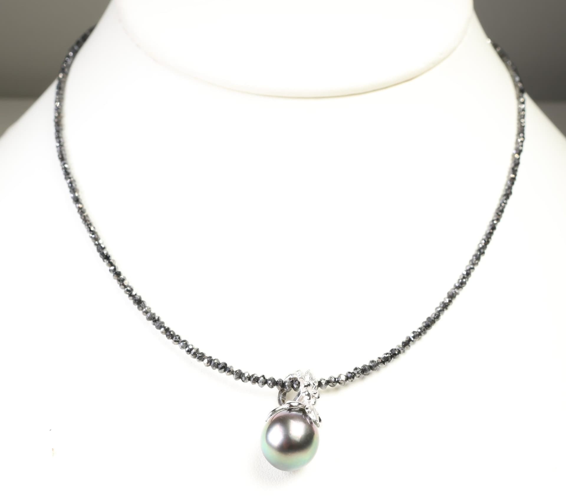 10k White Gold Pearl Pendant Black Diamond 20.00ctw Necklace Sterling Silver 925 Clasp jewelry auction at Alighieri's