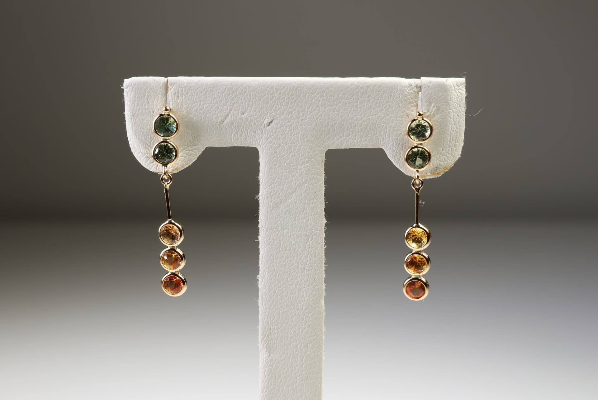 18K Yellow Gold Bezel Set Green & Yellow Natural Sapphire Earrings 1.67ctw jewelry auction at Alighieri's